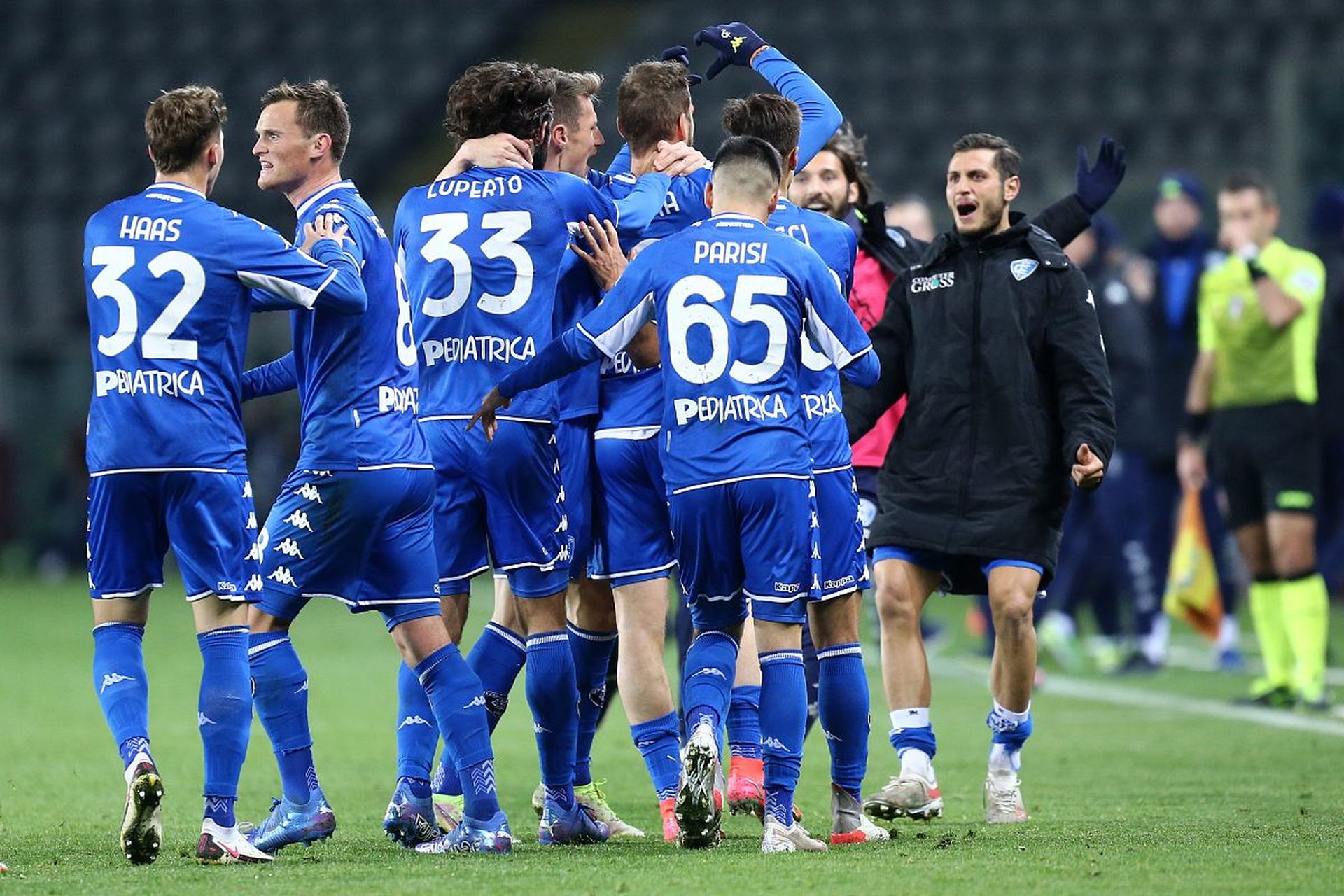 纳姆热刺的 纳姆热刺的